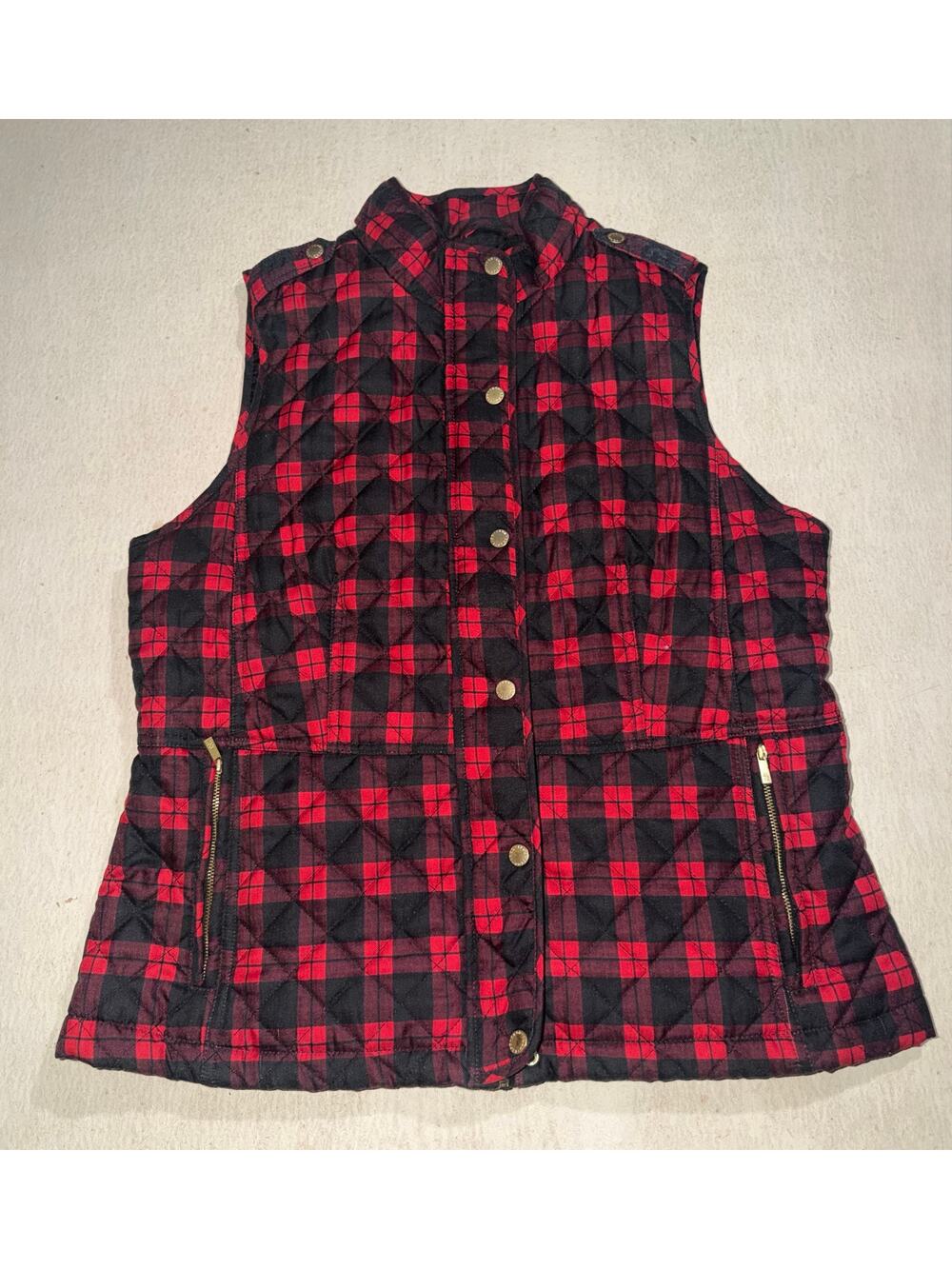IZOD women’s red & black plaid vest